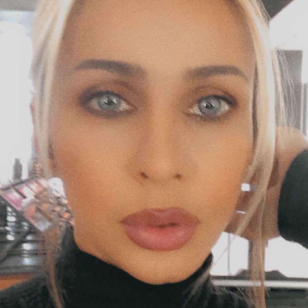 MEET YOUR SELLER..!!!! INSTA @FACE_BY_KEI